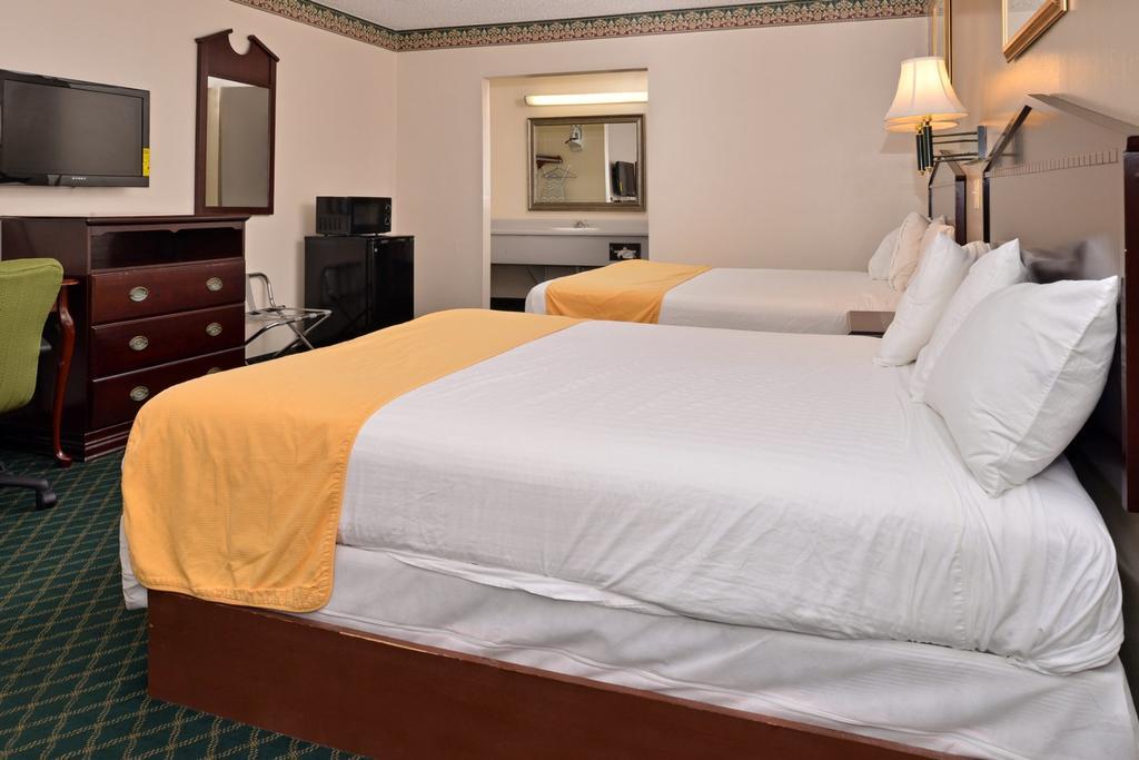 Hotel Five Star Burleson